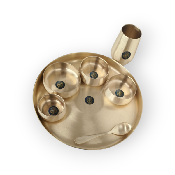 Kansa Thali Curved Set With Matt finished